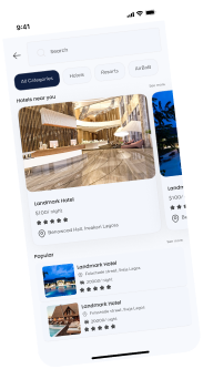 App interface showing hotels and bookings